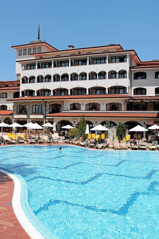 Helena Park Hotell Slântsjev Brjag Eksteriør bilde